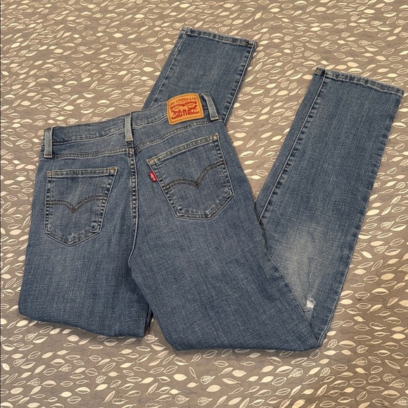 LEVI’S 724 High Rise Straight Women's Jeans, size 28 - Picture 2 of 12